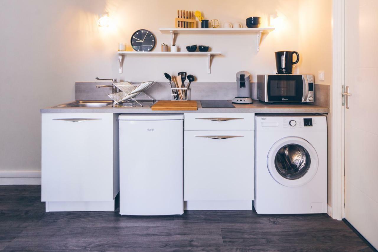 Sejourpoitiers ★ Appartement Lumineux ★ 1 Chambre Separee ★ 300M De La Gare Et Acces Direct Au Coeur Historique Luaran gambar